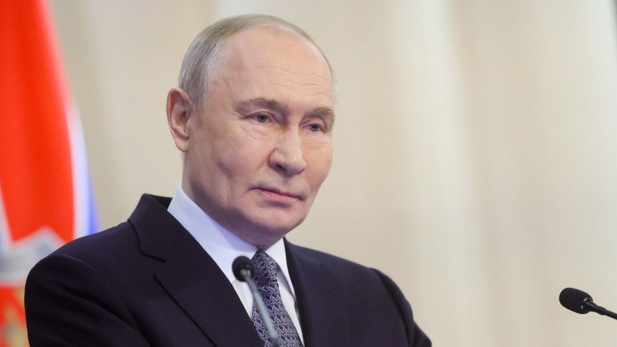Путин Каспийдегі қайғылы оқиғаға байланысты Тоқаевқа және қаза тапқан әскерилердің отбасына көңіл айтты