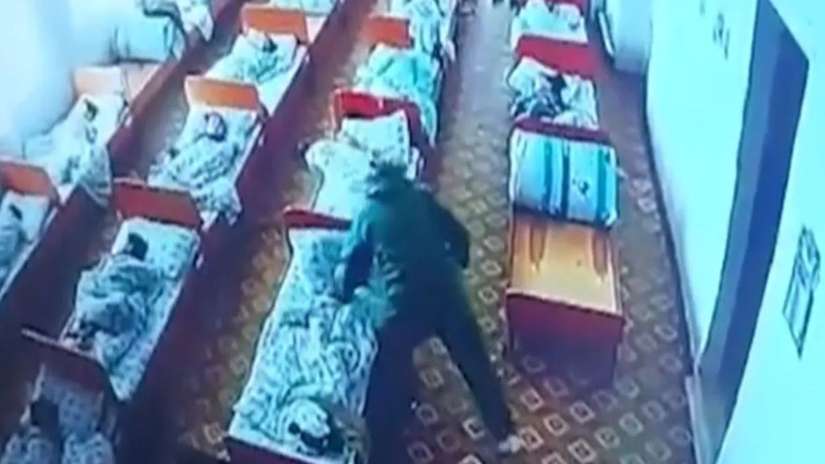 Ақтөбе облысында балабақшада баланың бетін тырнап тастаған: қызметкер күдікке ілінді