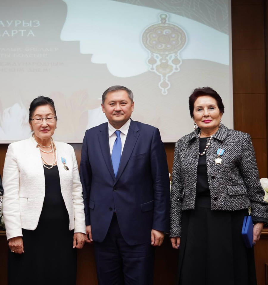 QYZPU ПРОФЕССОРЛАРЫ «ҚҰРМЕТ» ОРДЕНІМЕН МАРАПАТТАЛДЫ